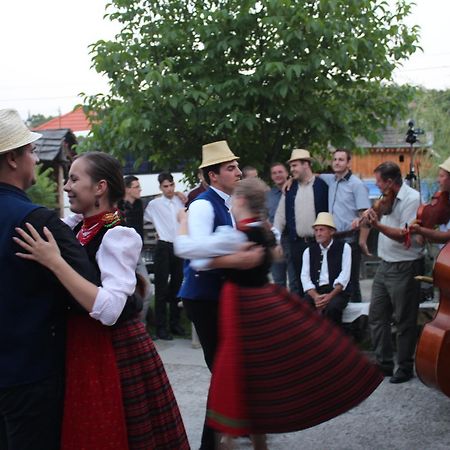 Csipkeszeg Bed & Breakfast Sic / Szek Romania المظهر الخارجي الصورة